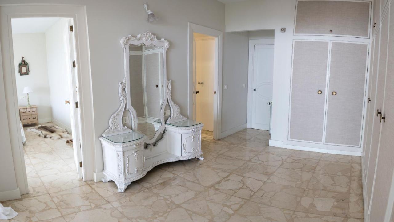 Malagueta Penthouse Premium Leilighet Málaga Eksteriør bilde